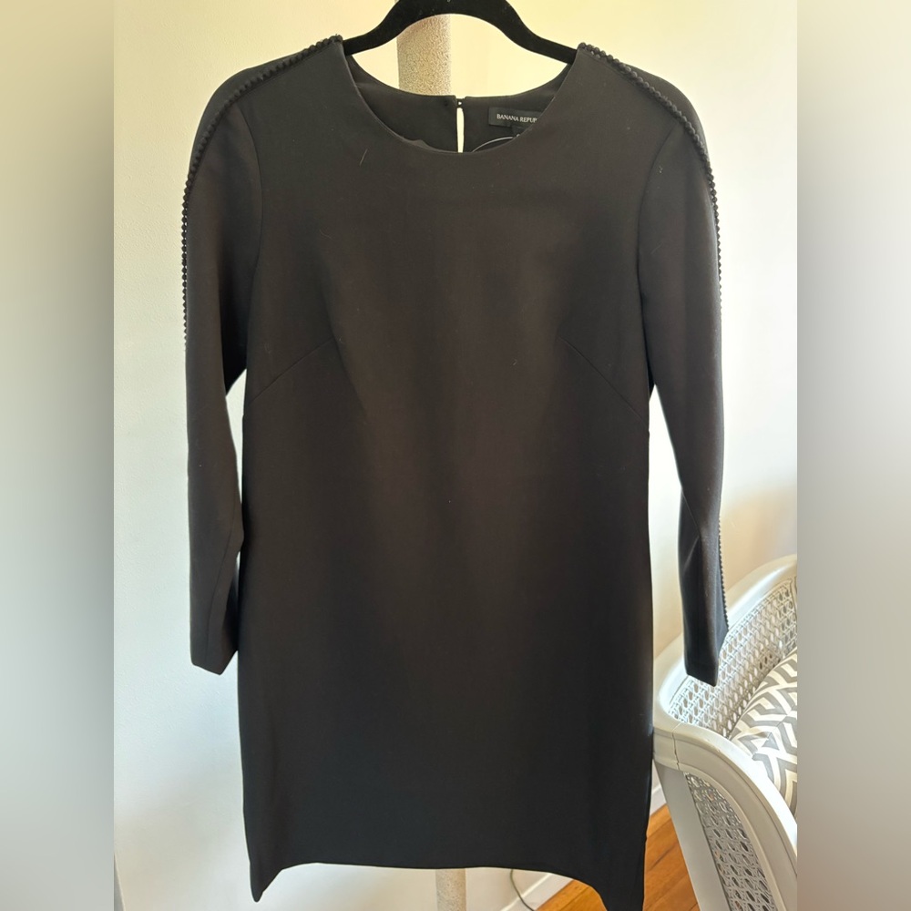 Banana Republic Black Long Sleeve Shift Dress with Shoulder Trim to sleeves
